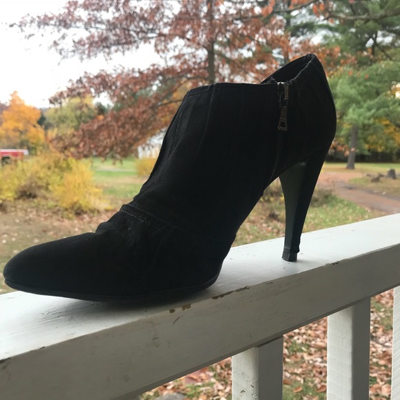 Prada black suede booties Size 8/38 - Picture 5 of 8